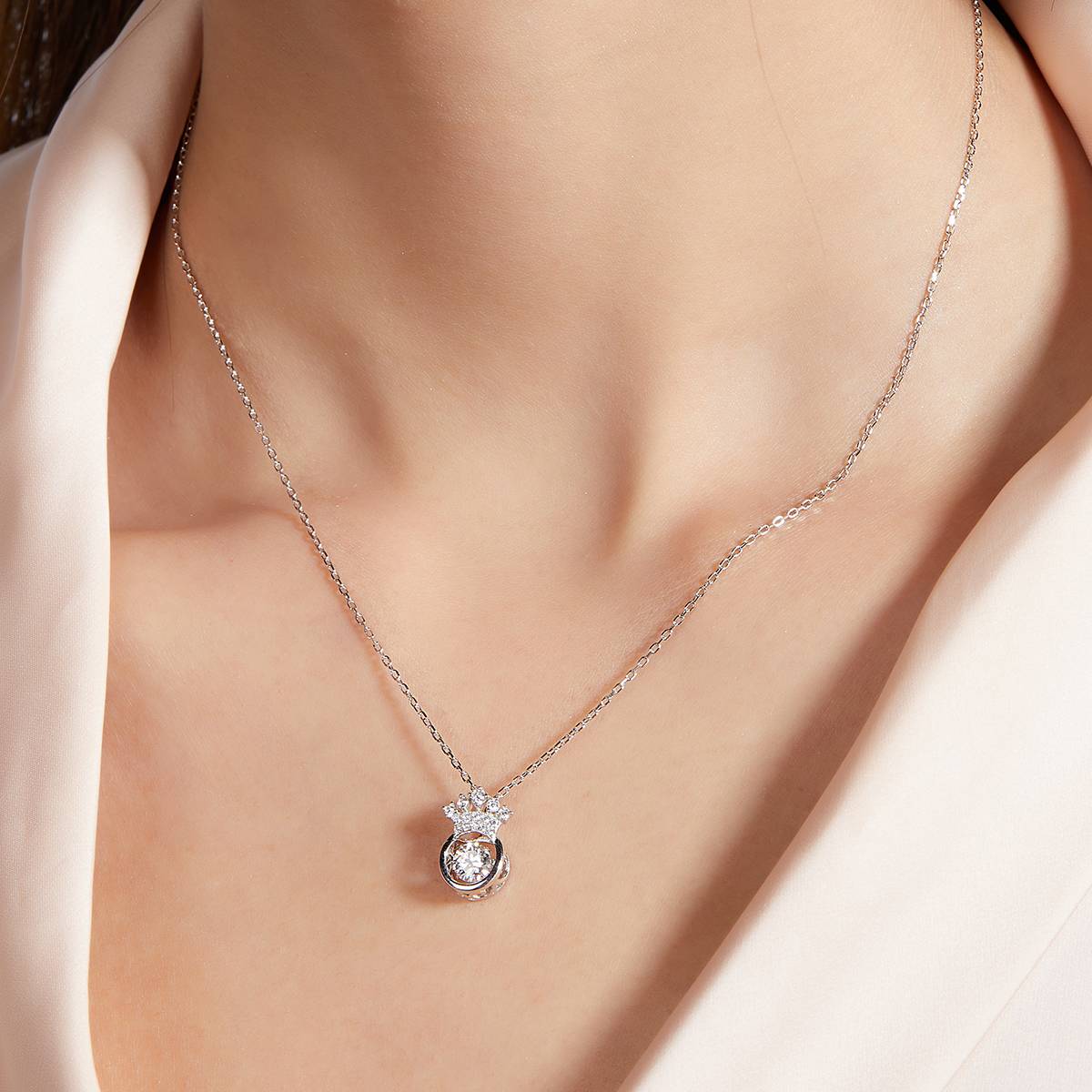 Dynamic Crown S925 Silver Plated Platinum Moissanite Necklace 50 Points D-Class